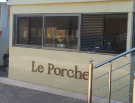 Le-porche